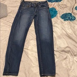 American Eagle cute Capri style - size 4 - cheap!